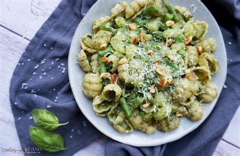 pasta-with-pesto-green-beans-and-potatoes-cooking-my image