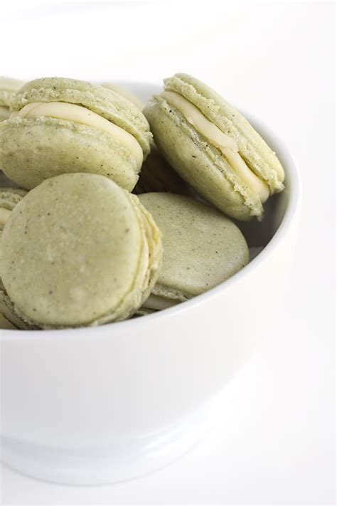 green-tea-french-macarons-cookie-dough-and-oven-mitt image