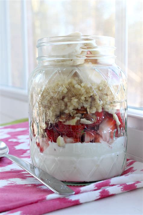 quinoa-in-a-jar-breakfast-recipe-mason-jar-breakfast image