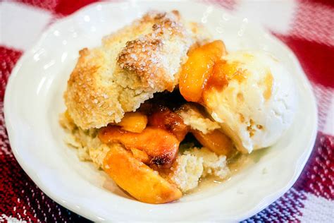 peach-shortcake-jennifer-cooks image