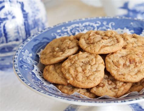 toffee-walnut-cookies-teatime-magazine image
