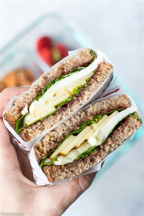 apple-spinach-goat-cheese-sandwich-packed-lunch image
