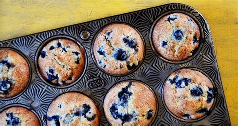 jordan-marsh-blueberry-muffins-new-england-travel image