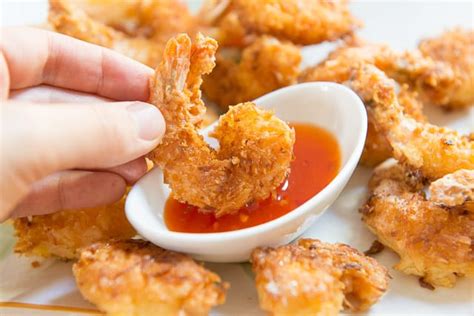 coconut-shrimp-with-sweet-chili-dipping-sauce-fifteen image