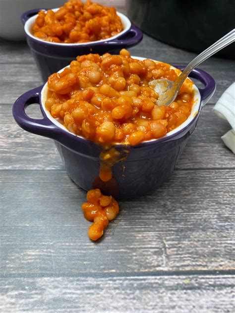 smoky-slow-cooker-baked-beans-this image