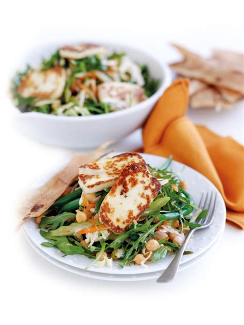 haloumi-rocket-and-chickpea-salad-healthy-food-guide image