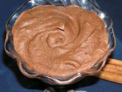 chocolate-cinnamon-mousse-recipe-petitchef image