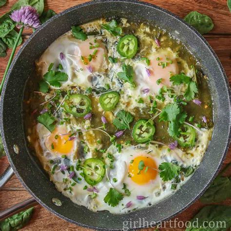 eggs-in-salsa-verde-girl-heart-food image