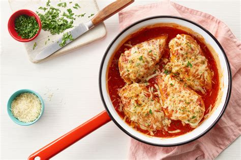 easy-skillet-chicken-parmesan-recipe-cook-with image