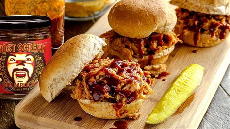spicy-pulled-pork-sliders-for-memorial-day-food-channel image