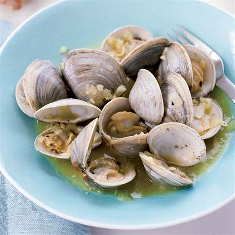 clams-the-sailors-way-recipe-encarna-mendez-food image