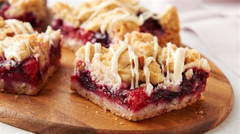 mixed-berry-crumble-cookie-bars-recipe-pillsburycom image