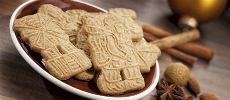 speculaas-traditional-cookie-from-netherlands image