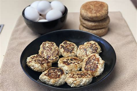 almost-fat-free-homemade-breakfast-turkey-sausage image