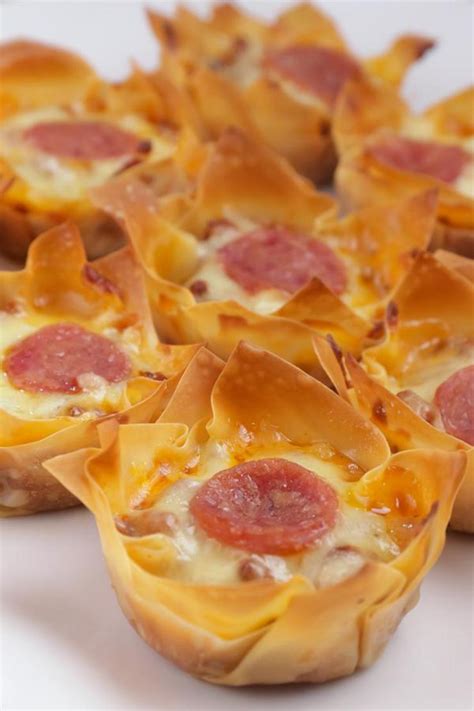easy-pizza-cups-best-homemade-wonton-pizza image