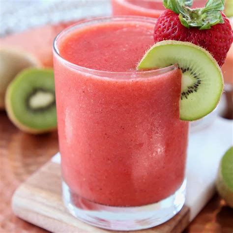 strawberry-kiwi-slushie-easy-5-minute image