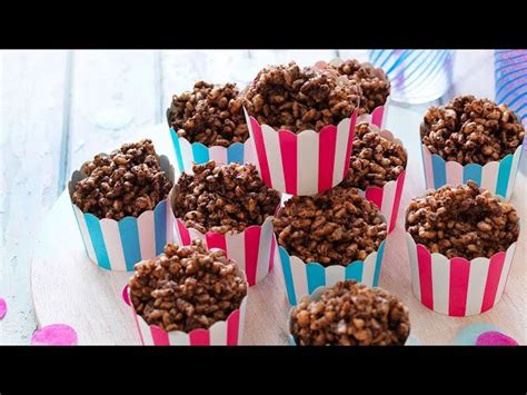 classic-chocolate-crackles-recipe-myfoodbook-how image