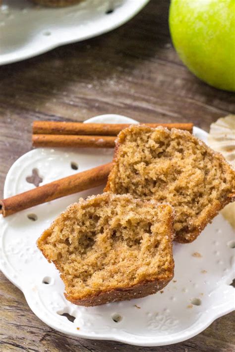 applesauce-muffins-easy-apple-muffins image