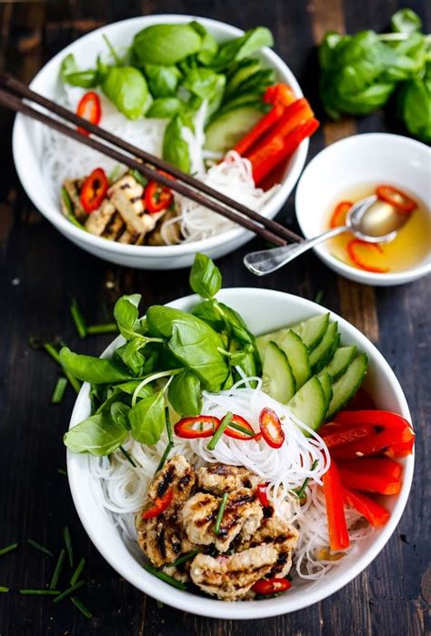 healthy-vermicelli-noodle-bowl-bun-ga-nuong image