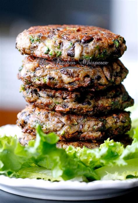 chunky-portabella-mushroom-veggie-burgers-the image