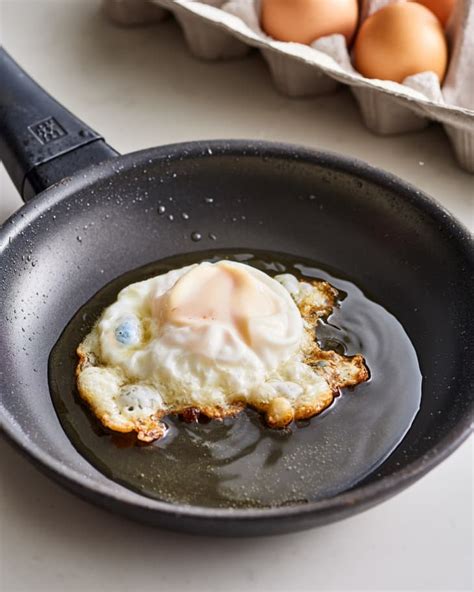 the-best-way-to-fry-an-egg-kitchn image
