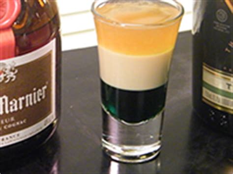irish-flag-shots-recipe-st-patricks-day-drinks image