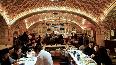 elegy-for-the-grand-central-oyster-bars-caviar-sandwich image