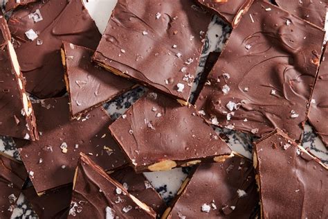 best-chocolate-almond-bark-how-to-make-chocolate image