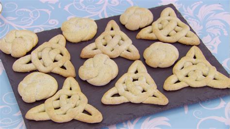 jumble-biscuits-recipe-great-british-baking-show image
