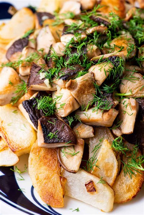 russian-fried-potatoes-with-mushrooms-the-new image
