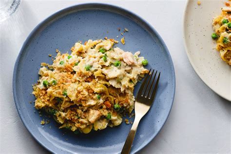crock-pot-tuna-casserole-recipe-with-egg-noodles image