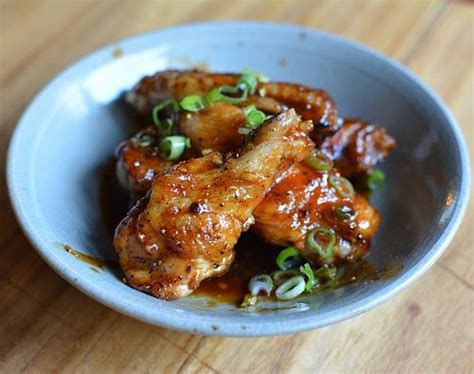 hoisin-glazed-grilled-chicken-wings-recipe-viet image