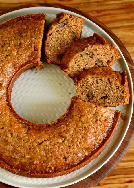 old-fashioned-oatmeal-pecan-cake-baking-bites image