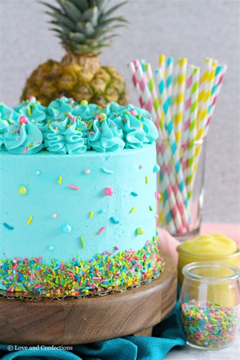pineapple-paradise-layer-cake-love-and-confections image