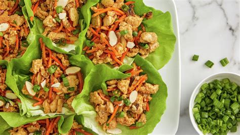 spicy-chicken-lettuce-wraps-recipe-tablespooncom image