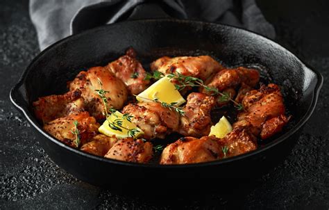skillet-chicken-pan-seared-with-garlic-herb-butter image