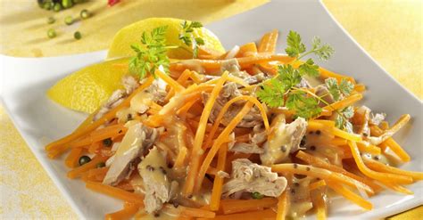 shredded-carrot-salad-with-tuna-recipe-eat-smarter image