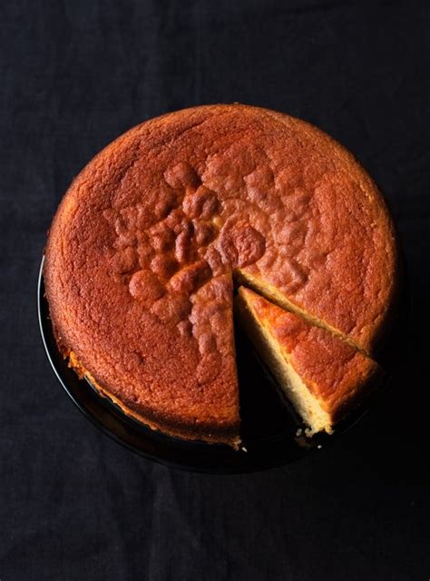 clementine-cake-nigellas-recipes-nigella-lawson image