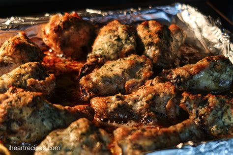 baked-garlic-parmesan-chicken-wings-i-heart image