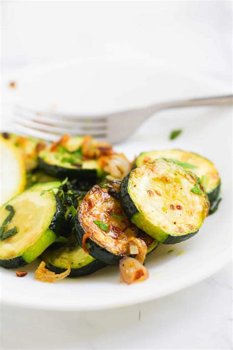 sauteed-zucchini-with-shallots-herbs-fusion image