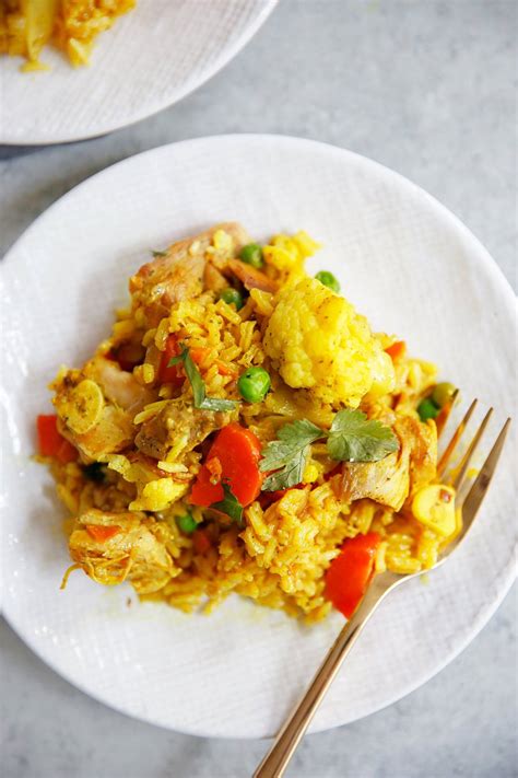 one-pot-turmeric-chicken-and-rice-lexis-clean-kitchen image