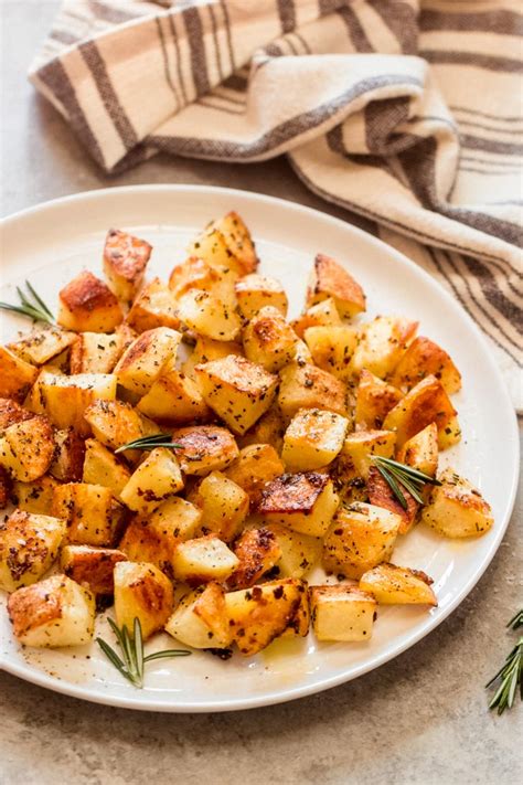 extra-crispy-rosemary-garlic-potatoes-little-broken image