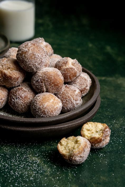 castagnole-italian-fried-sweet-dough-balls-pina image