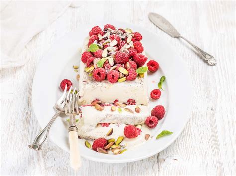 26-fresh-raspberry-recipes-for-peak-season image