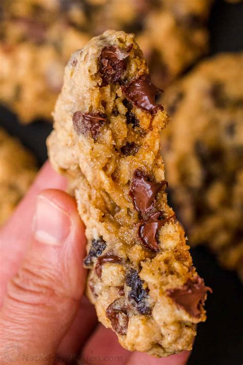 oatmeal-raisin-cookies-recipe-natashaskitchencom image