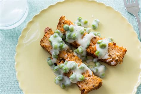 salmon-loaf-with-creamed-peas-cutco image