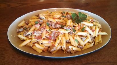 penne-with-creamy-roasted-red-pepper-sauce-and image