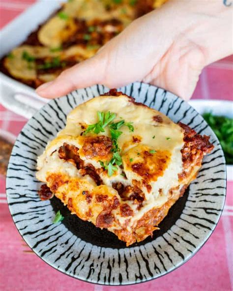 best-vegan-lasagna-recipe-how-to-make-easy-meatless-lasagna image
