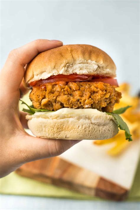 vegan-chicken-burgers-easy-cheesy-vegetarian image