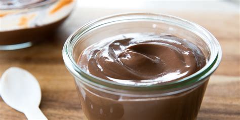 how-to-make-chocolate-pudding-easy-chocolate-pudding image